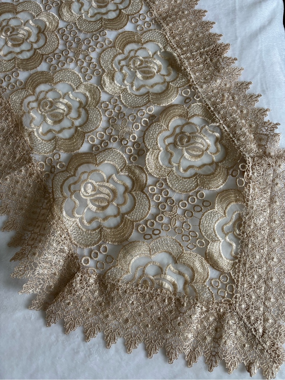 Vintage table runner - Picture 9 of 13